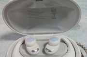 体验音乐的极致，QCY耳机QY25如何？（探索无线音乐新世界，QCY耳机QY25为你带来震撼音效体验）